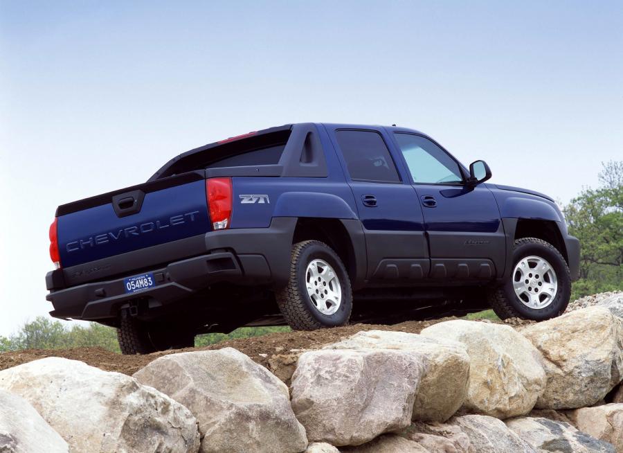  Chevrolet Avalanche 2002 года  (фото 26 из 93)